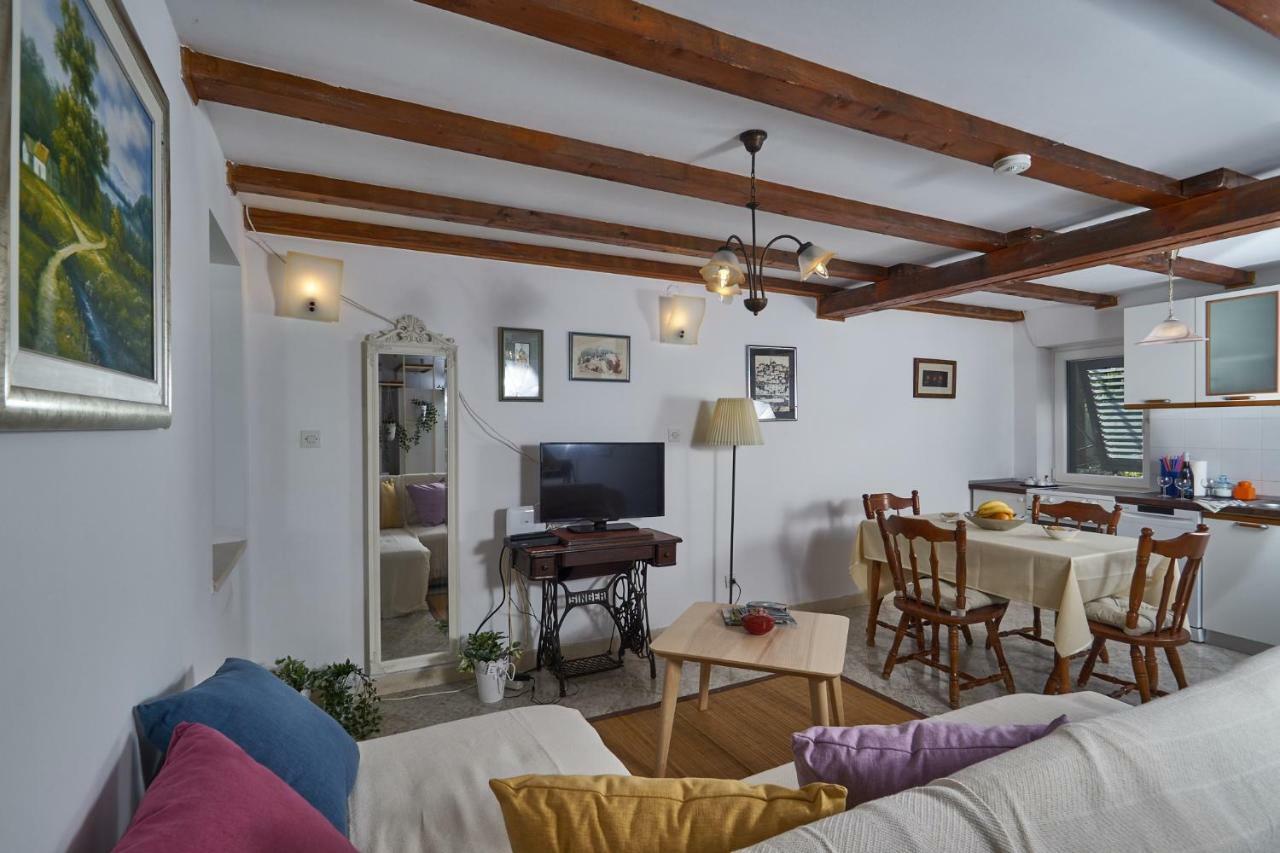 Holiday Home Olive Mill มลินี ภายนอก รูปภาพ